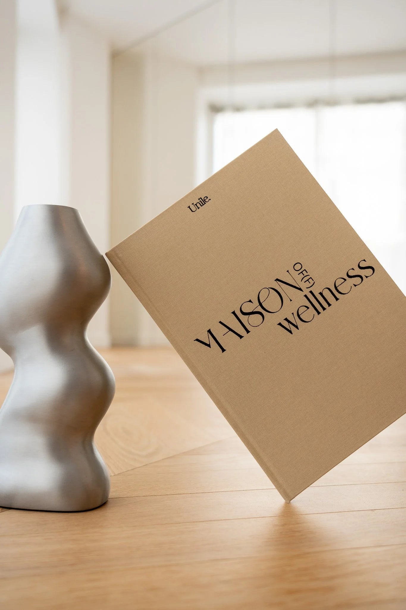 Le Book Unile x Maison Of(f) Wellness